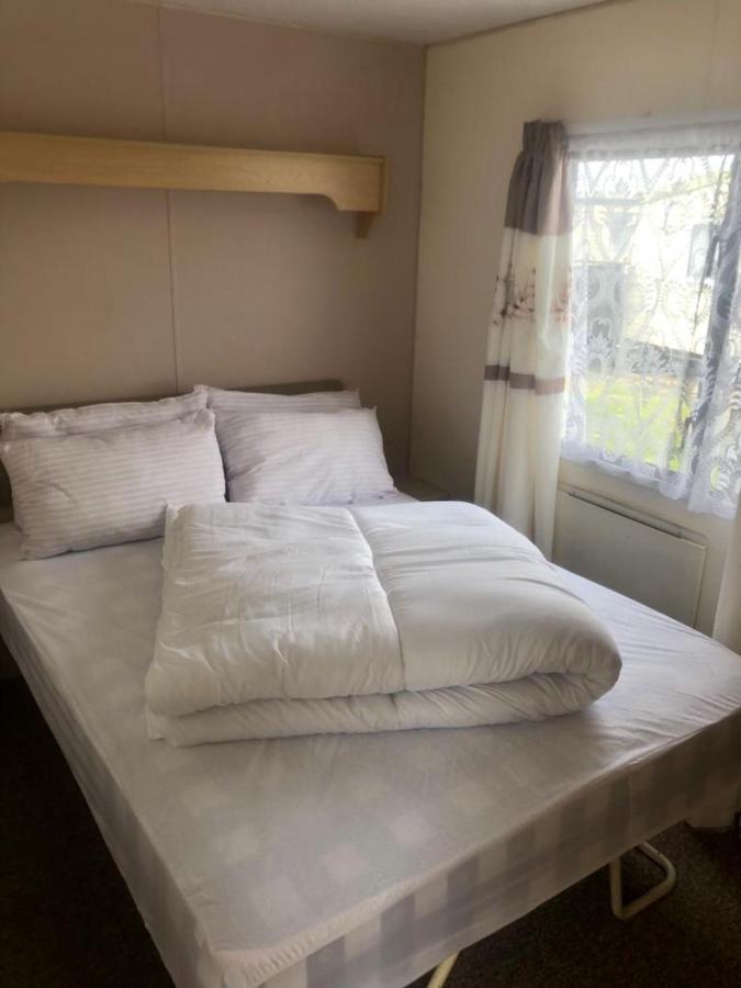 A4 The Chase 6 Berth Pet Friendly Caravan With Decking Ingoldmells Eksteriør billede